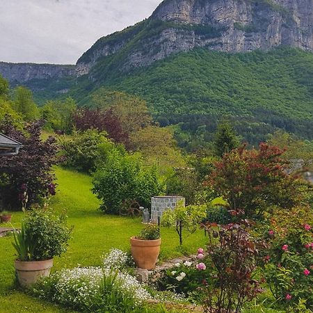 Studio Au Pied De La Montagne Et Vue Imprenable Saint-Alban  Exteriér fotografie